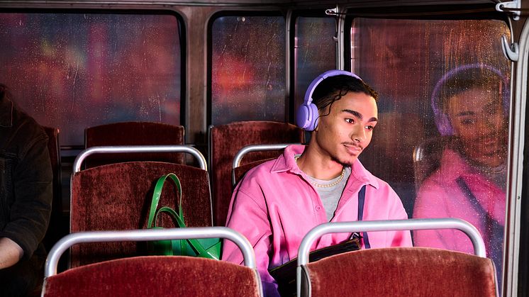 BookBeat_Lion_Bus_LS-U_Landscape