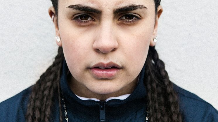 Rosh släpper debutsingeln "Karma"
