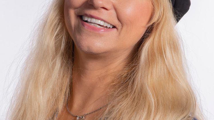 ANNIE_PORTR_LARGE_0464