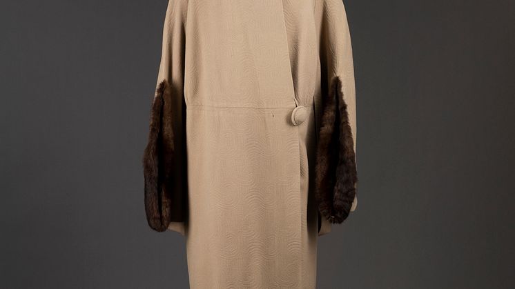 Kappa med cape från NK. 1920-tal.