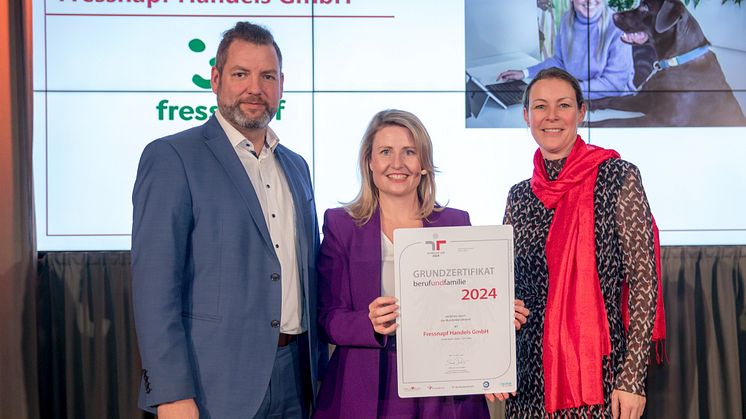 Christian Putz (Director People & Culture), Bundesministerin Susanne Raab, Daniela Pollhammer (Leitung Personalentwicklung) (v.l.n.r.)