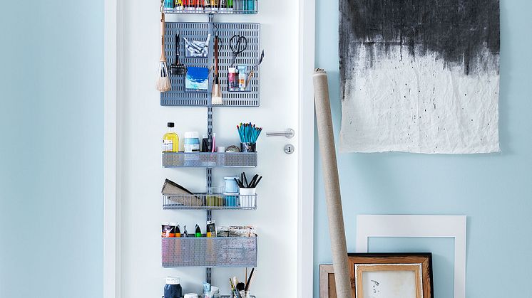Elfa Utility door and Wall rack i platinum