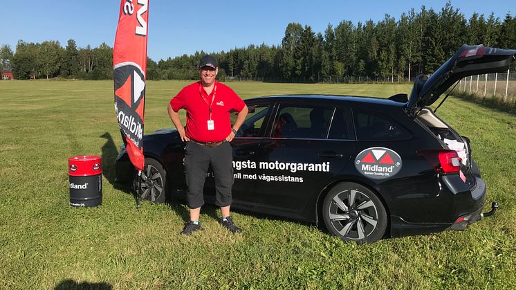Lasse Petersson på Midland välkomnade ett 25-tal kunder på Tierp.