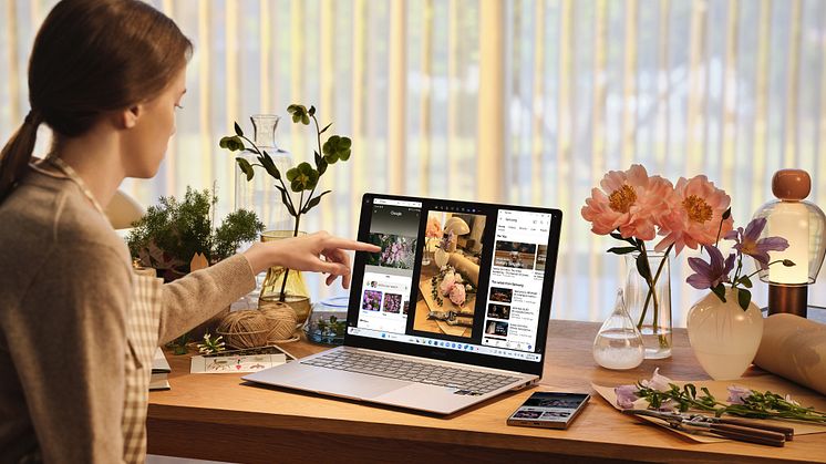 Galaxy Book4 Edge Images (4).jpg