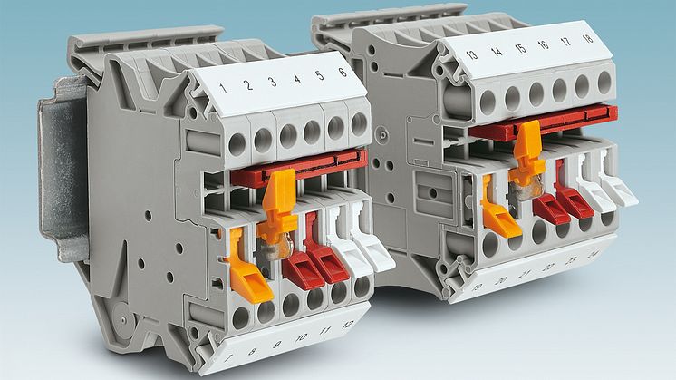 Knife disconnect terminal blocks with colour-coded disconnect lever