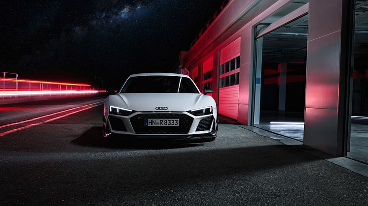 Audi R8 Coupé V10 GT RWD (Suzukagrå)