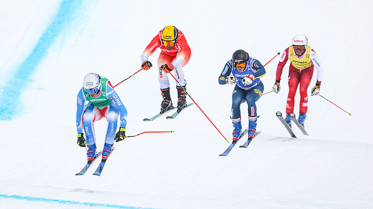 David Mobärg vinner lilla finalen i Skicross-VM – historisk dag för syskontrion Mobärg