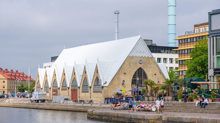 DEST_SWEDEN_GOTHENBURG_FESKEKORKAN_FISH_MARKET_GettyImages-1226903220_Universal_Within usage period_86027