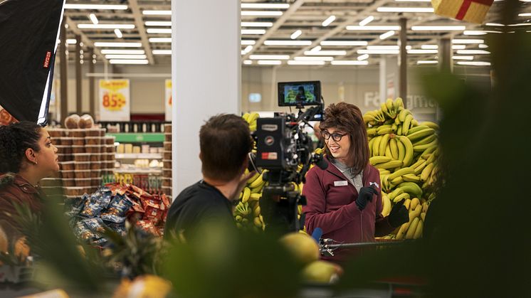 Terese i kassan_pressbild