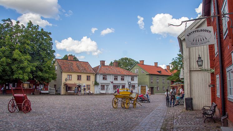Gamla Linköping blev en av vinnarna under detta tuffa år för besöksnäringen. Friluftsmuseet placerade sig på tredje plats över Sveriges mest besökta museer under 2020. Foto: Fabian Wellving Visit Linköping & Co