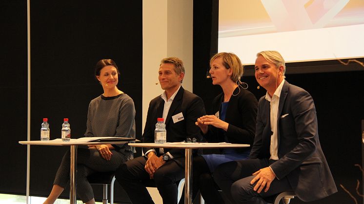Indlæg og debat ved Ditte Marstand Wulf, Troels K Gjerrild, Ida Auken og Lars Ellehave-Andersen ved Berlingske Talent 100 konferencen 2014 (foto af Søren Dandanell)
