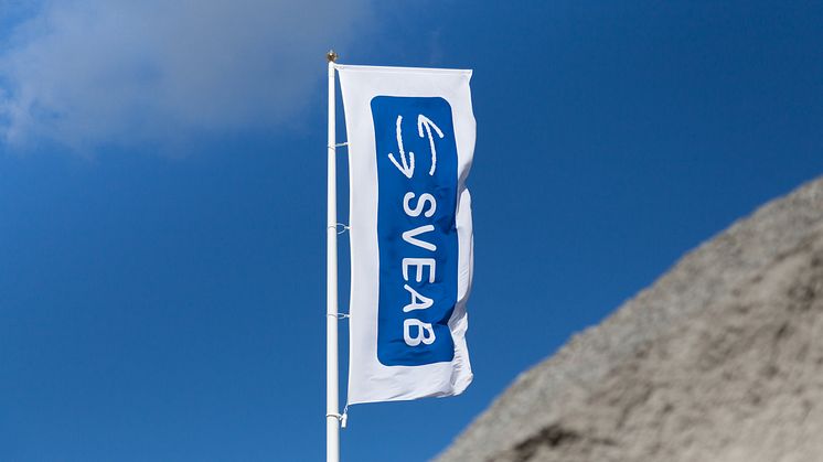 SVEAB Järnväg reparerar bro över Byske älv