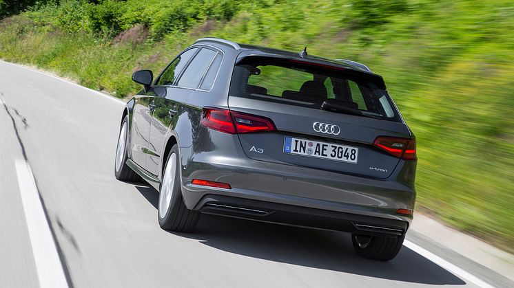 Audi A3 Sportback e-tron Daytonagrå rear
