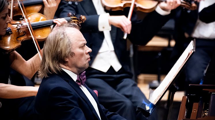 Mozart Pianokonsert nr 22 med Roland Pöntinen