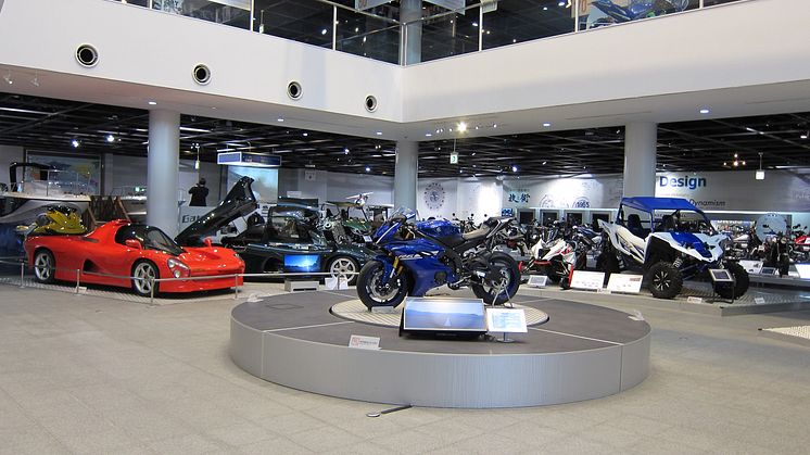 コミュニケーションプラザ1階展示風景