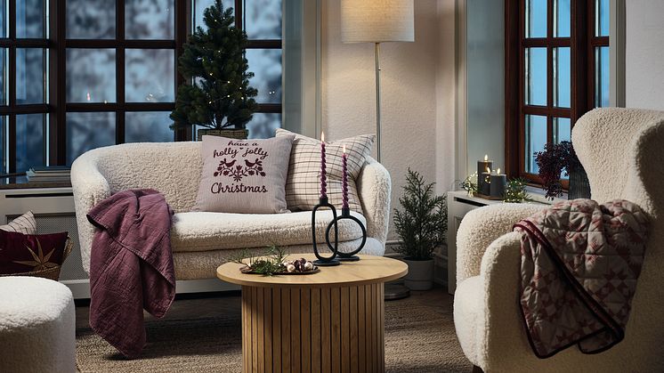 Die Wohnaccessoires von JYSK sorgen für hyggelige Adventsstimmung.