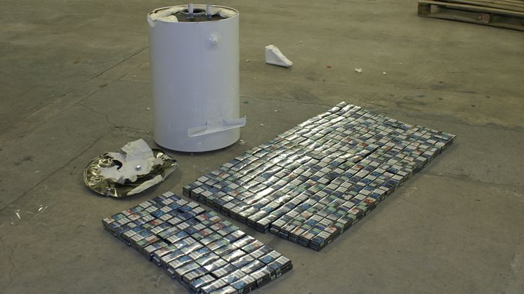 Cigarette smugglers in hot water  
