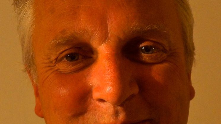 Rolf Hughes utsedd till konstnärlig professor och forskningsledare på nybildade Stockholms konstnärliga högskola