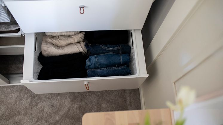 Elfa_Clothing_Interior_Click-in_system_Classic_2022_1_12