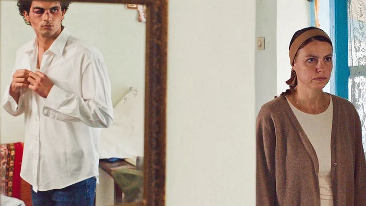 Three Kilometres to the End of the World, director Emanuel Parvu.jpg