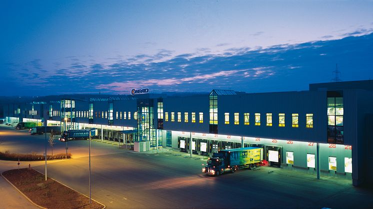 Vårt logistikcentrum i Wernberg, Tyskland