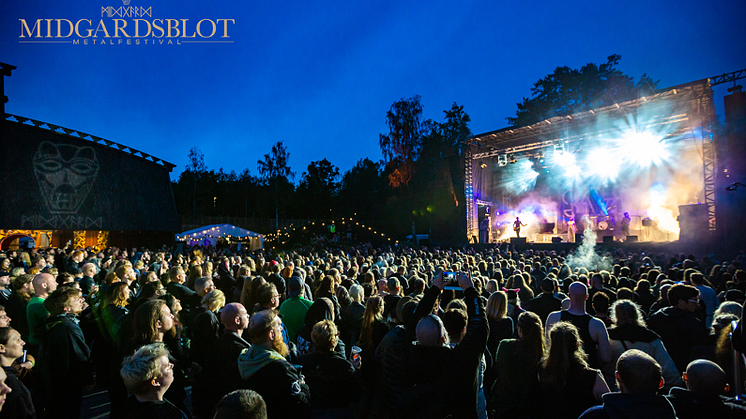 Midgardsblot i Horten trekker publikummere fra hele verden som ønsker gode konsertopplevelser og å lære mer om norsk vikinghistorie. Foto: Roy Bjørge