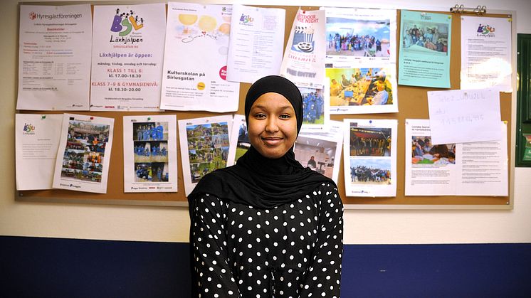Adni Ashkirs erfarenheter och utbildning inom ledarskap gör att hon idag är mentor för andra som vill bli unga ledare.