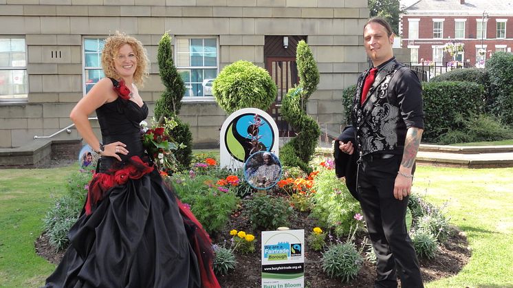 Fairtrade rockers tie the knot 