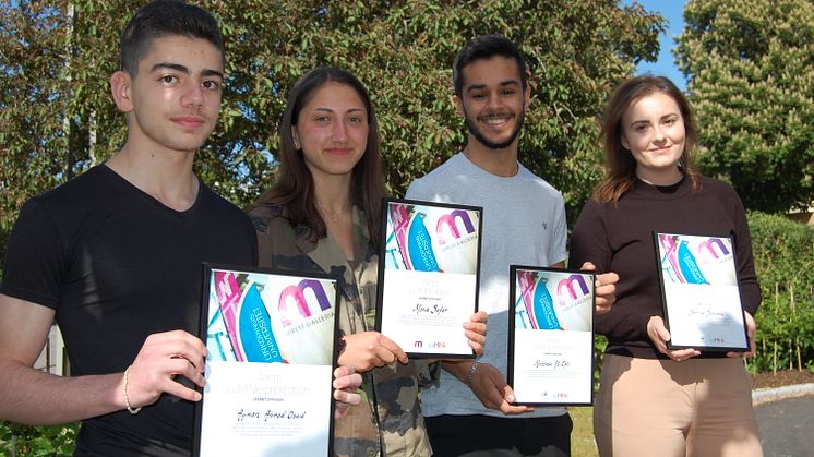 Årets stipendiater, fr.v.: Ayman Ahmad Obaid, Maria Safar, Moshtaba Al Egli och Jasmina Demirovic  