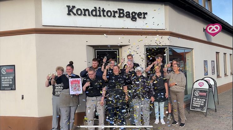 Den lokale bager i Outrup blev ud af 45 bagerier kåret som den mest festlige, da KonditorBager fejrede fødselsdag. Foto: PR.