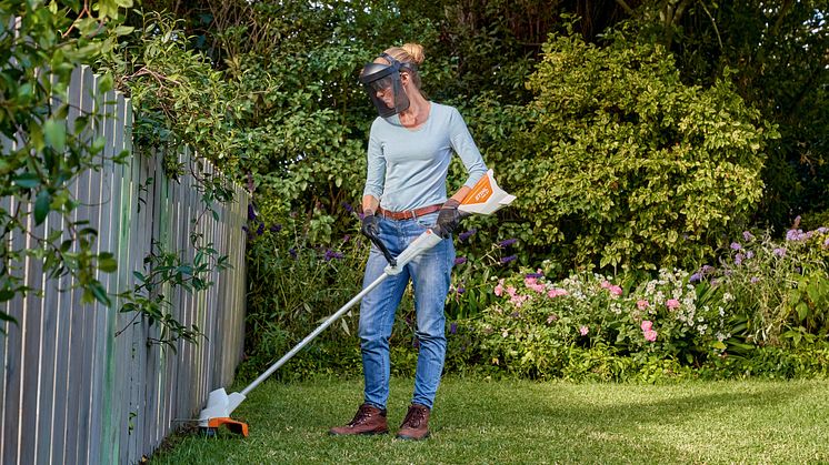 STIHL FSA 57 trimmer
