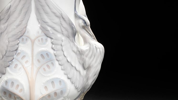 Pietro Krohn- "Hejrestellet" service af porcelæn, dekoreret i lyseblå og guld. B&G, 1895-1898 og 1902-1914....