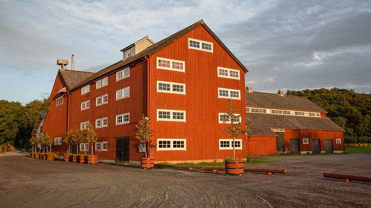 Nu restaureras Magasinet på Tjolöholm