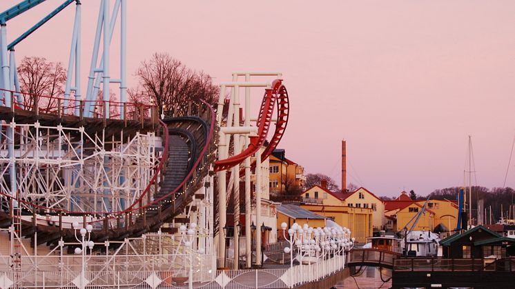 Granne med Gröna Lund.