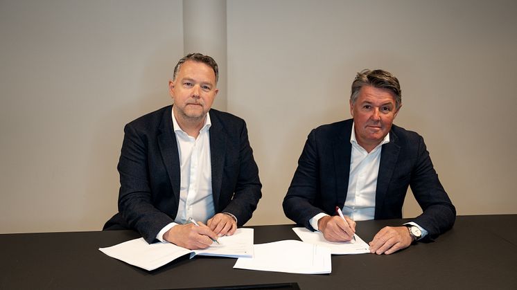 Från vänster_Norsk e-Fuels kommersiella direktör Lars Bjørn Larsen och Norwegians koncernchef Geir Karlsen