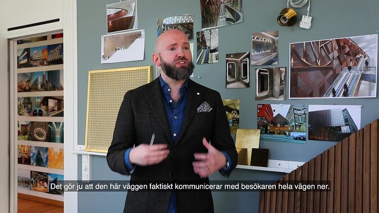 NK - Ett trähantverk som visar vägen
