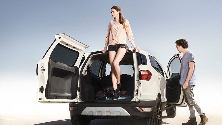 Ford2016_SUV-Family_Millenials_08