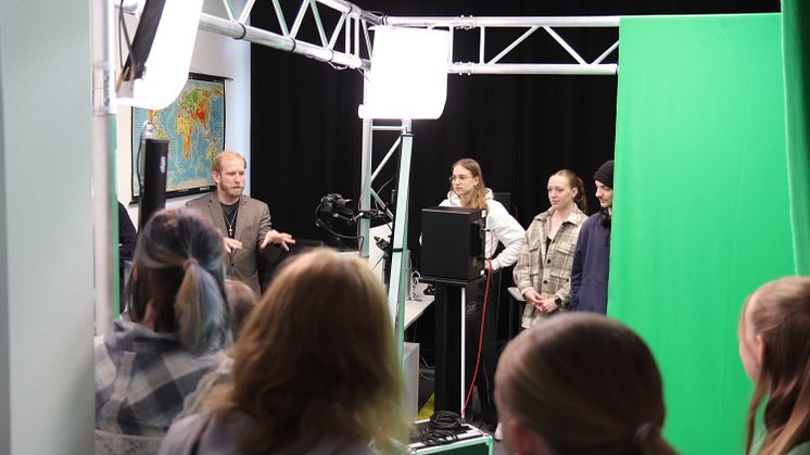 Medienkompetenzzentrum Vechta - Schülerinnen und Schüler lernen über Desinformation und Fake News