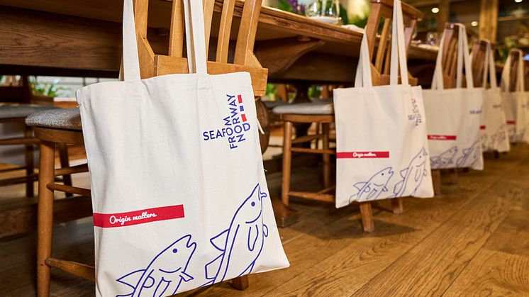 Gift bags.jpg