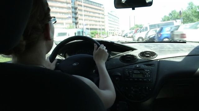 Kakkosauto – hinta vai turvallisuus?