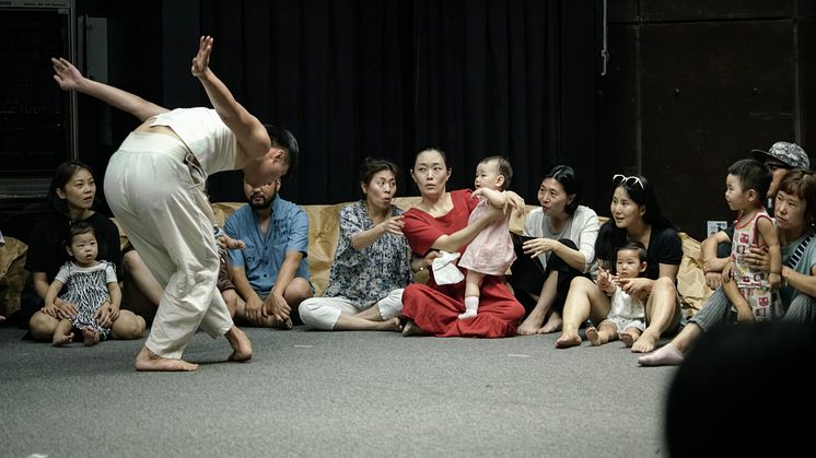 Babyopera ønskjer å stimulere barns fantasi og evne til empati gjennom musikk og rørsle. Foto: Sung-woon Choi.
