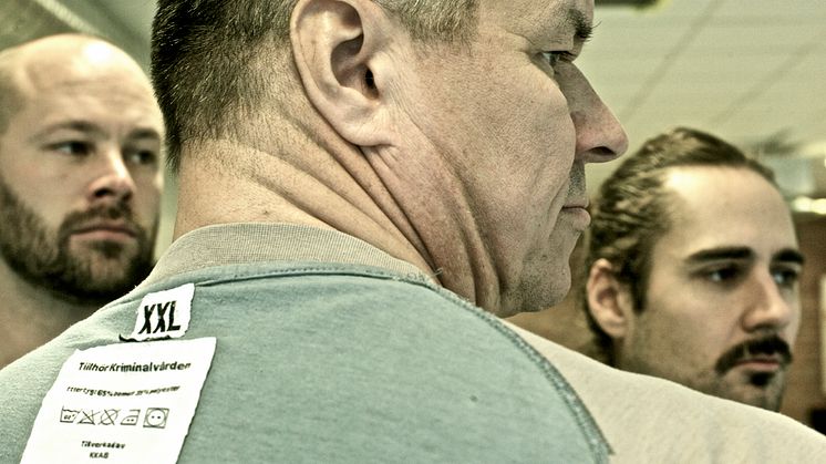 Teater Fryshusets pjäs "Välkommen hem - fragment från kriminalvården" slutsåld innan premiären