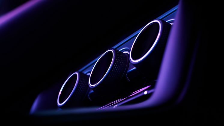 009_Jag_F-TYPE_24MY_Interior_Detail_014_111022