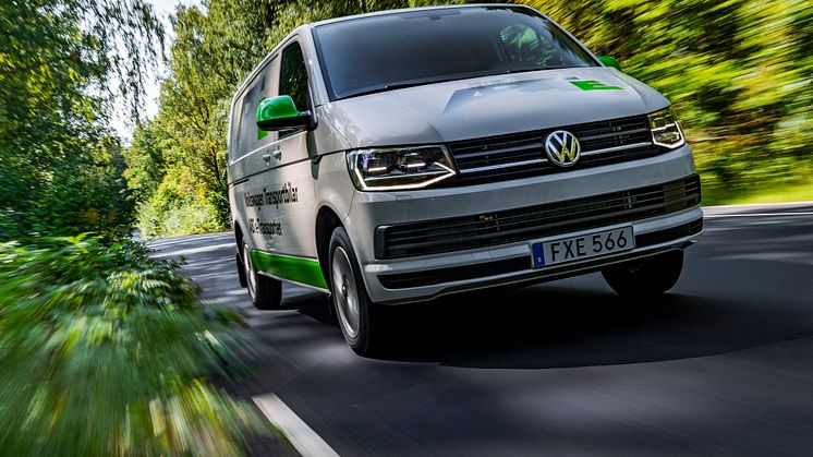 Volkswagen Transportbilar erbjuder sina kunder en laddlösning från Bee