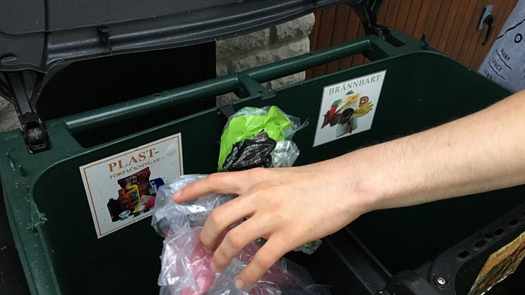 Att materialåtervinna plast är bättre än att energiåtervinna den.  Därför vill Öresundskraft diskutera affärsmodeller som stöder ökad materialåtervinning med kunder, produktägare, avfallslämnare och återvinningsföretag. Foto: Öresundskraft