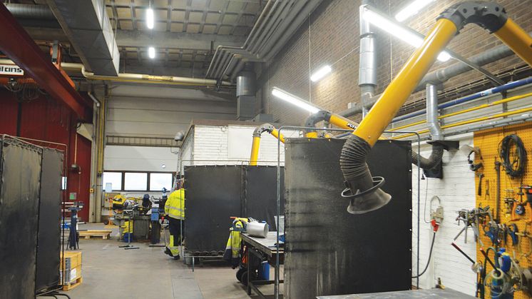 Södra Cell miljösatsar på LED-limpan - klimatsmart verkstadsbelysning