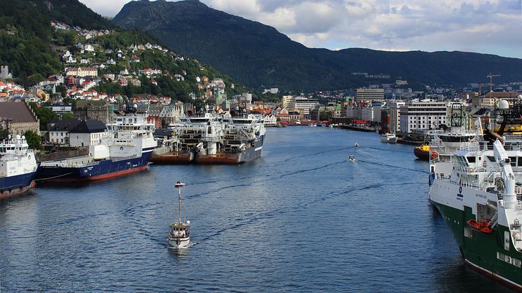 Betalingsproblemene blant innbyggerne i oljefylkene fortsetter å øke. Hordaland er blant fylkene med størst vekst i betalingsvansker. Foto: Pixabay