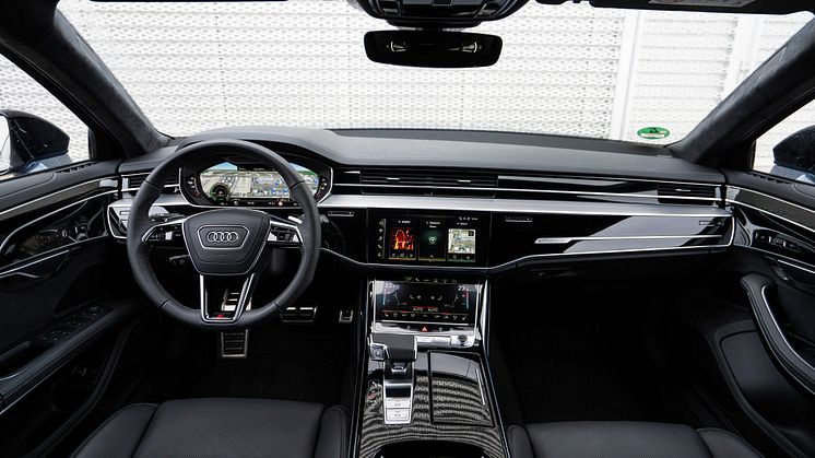 Audi A8 TFSI e (Plasmablå)