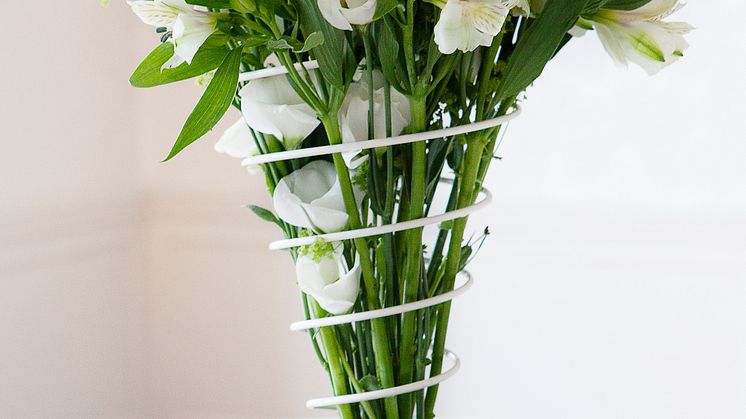 Flower Spring - Ett snyggt och dekorativt bukettstöd