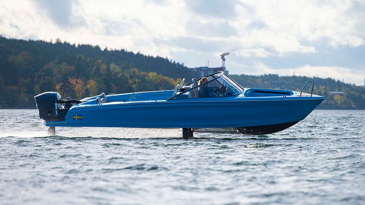 Candela C-7